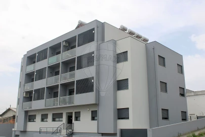 Apartamento T2 para Venda em Fânzeres e São Pedro da Cova
