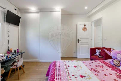 Moradia T4 para Venda em Anta e Guetim