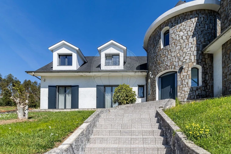 Moradia T4 para Venda em Anta e Guetim Foto 6