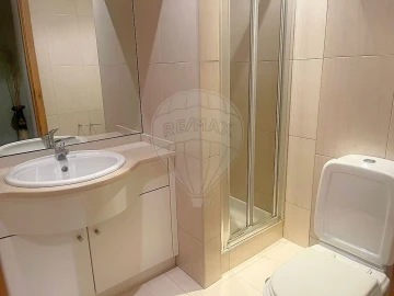 Apartamento T2 para Arrendamento em São Felix da Marinha