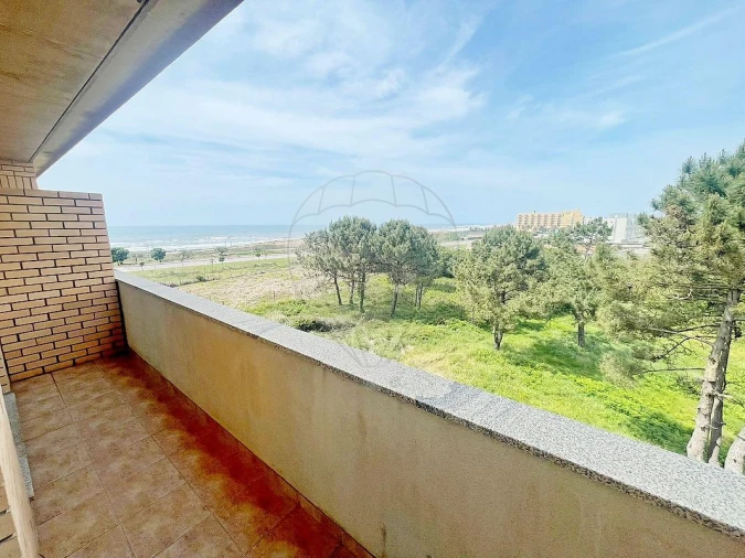 Apartamento T2 para Arrendamento em São Felix da Marinha Foto 12
