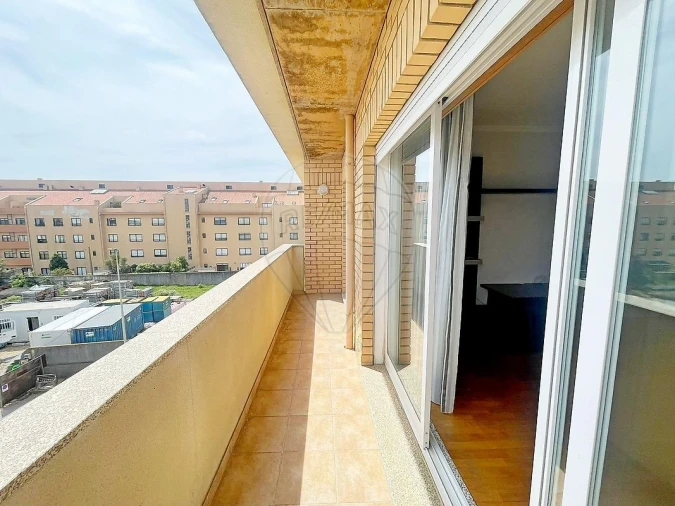Apartamento T2 para Arrendamento em São Felix da Marinha Foto 7