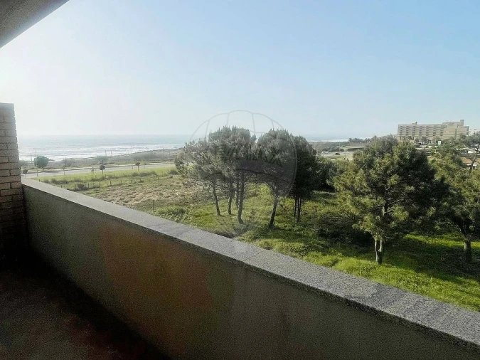 Apartamento T2 para Arrendamento em São Felix da Marinha Foto 12