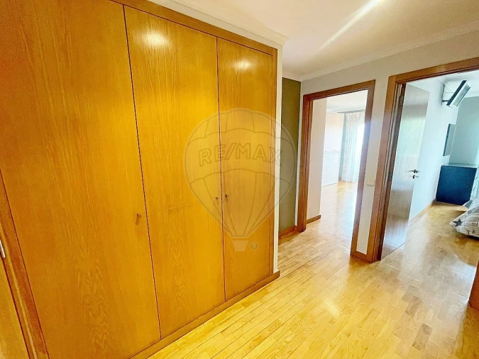 Apartamento T2 para Arrendamento em São Felix da Marinha Foto 13