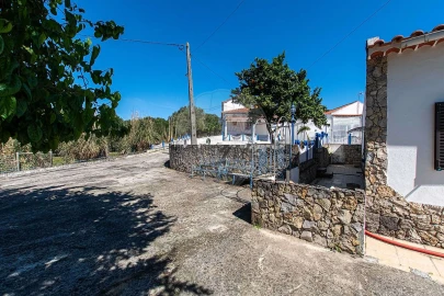 Moradia T6 para Venda em Alcoentre