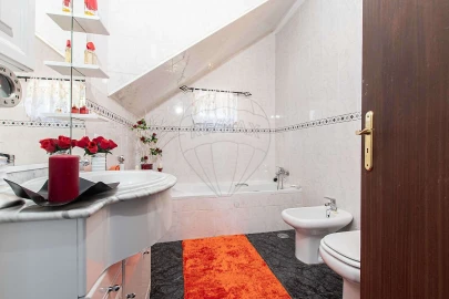 Moradia T6 para Venda em Alcoentre