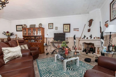 Moradia T6 para Venda em Alcoentre