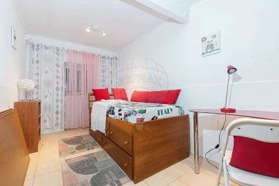 Moradia T6 para Venda em Alcoentre