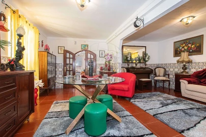 Moradia T6 para Venda em Alcoentre