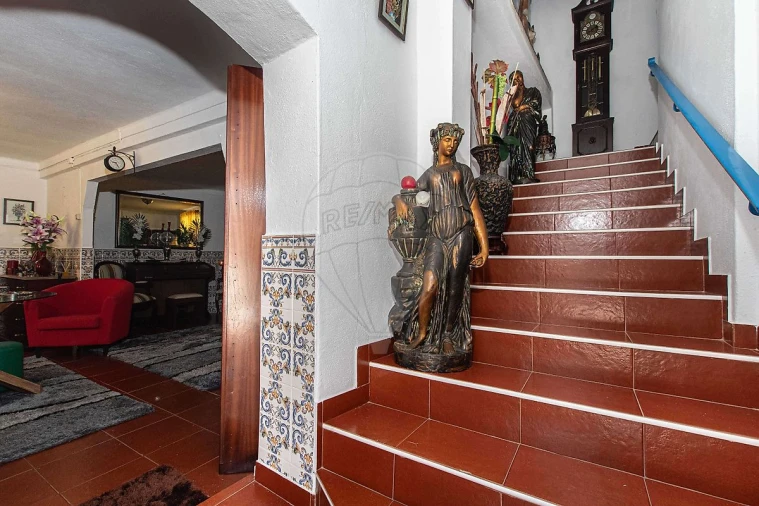 Moradia T6 para Venda em Alcoentre Foto 40