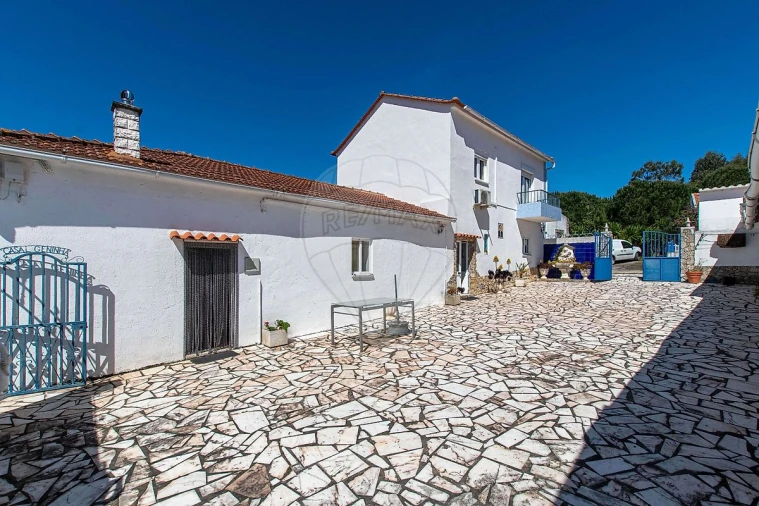 Moradia T6 para Venda em Alcoentre Foto 13