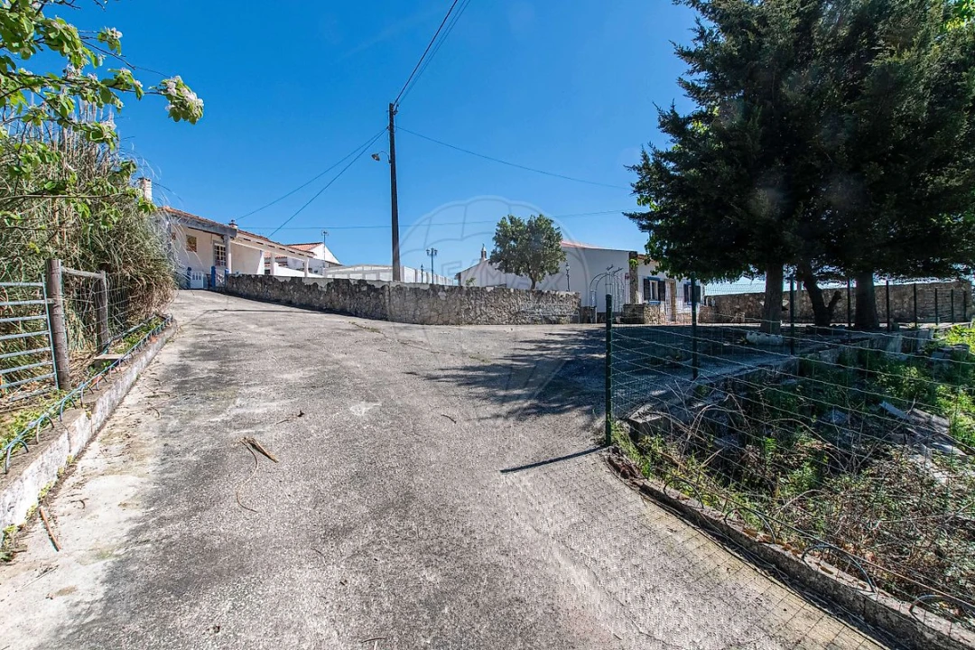 Moradia T6 para Venda em Alcoentre Foto 50