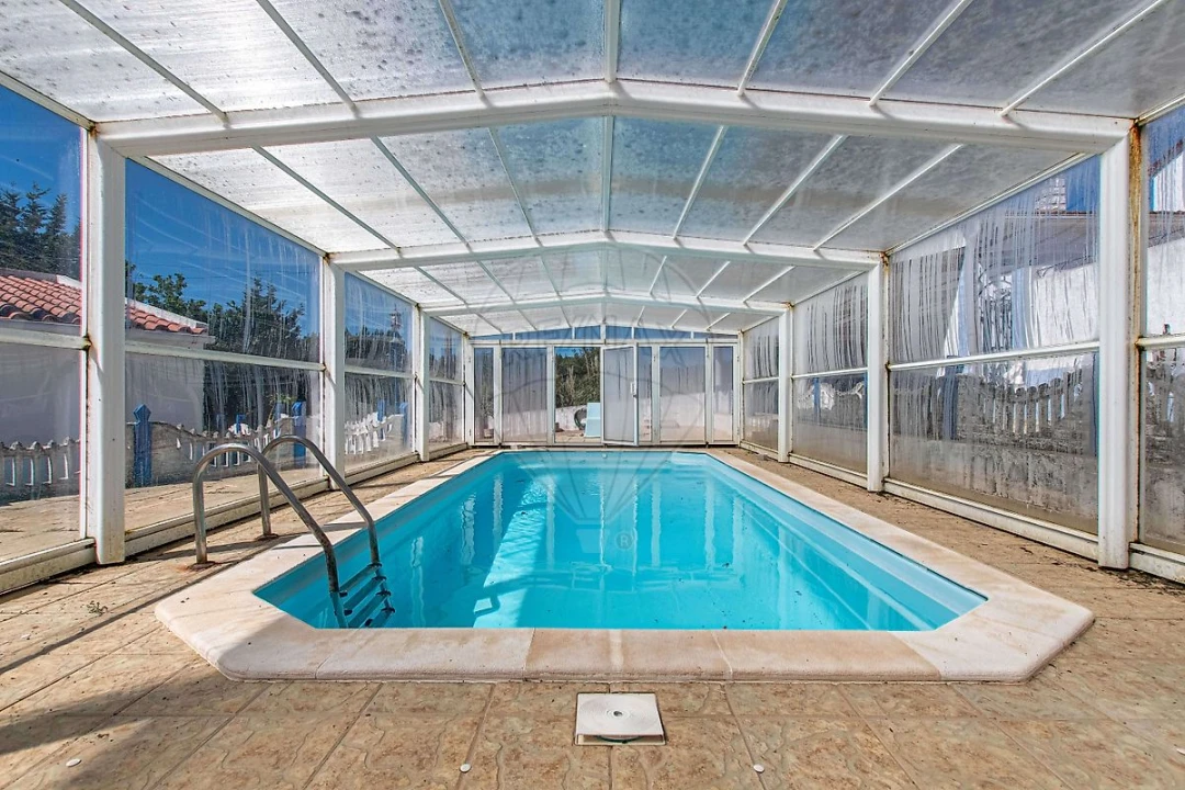 Moradia T6 para Venda em Alcoentre Foto 11