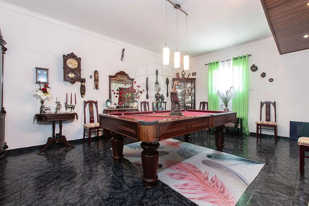 Moradia T6 para Venda em Alcoentre Foto 39