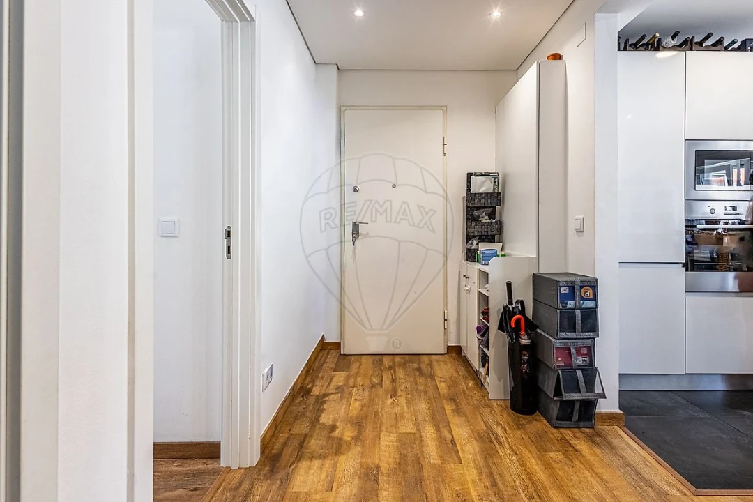 Apartamento T2 para Venda em Odivelas Foto 30