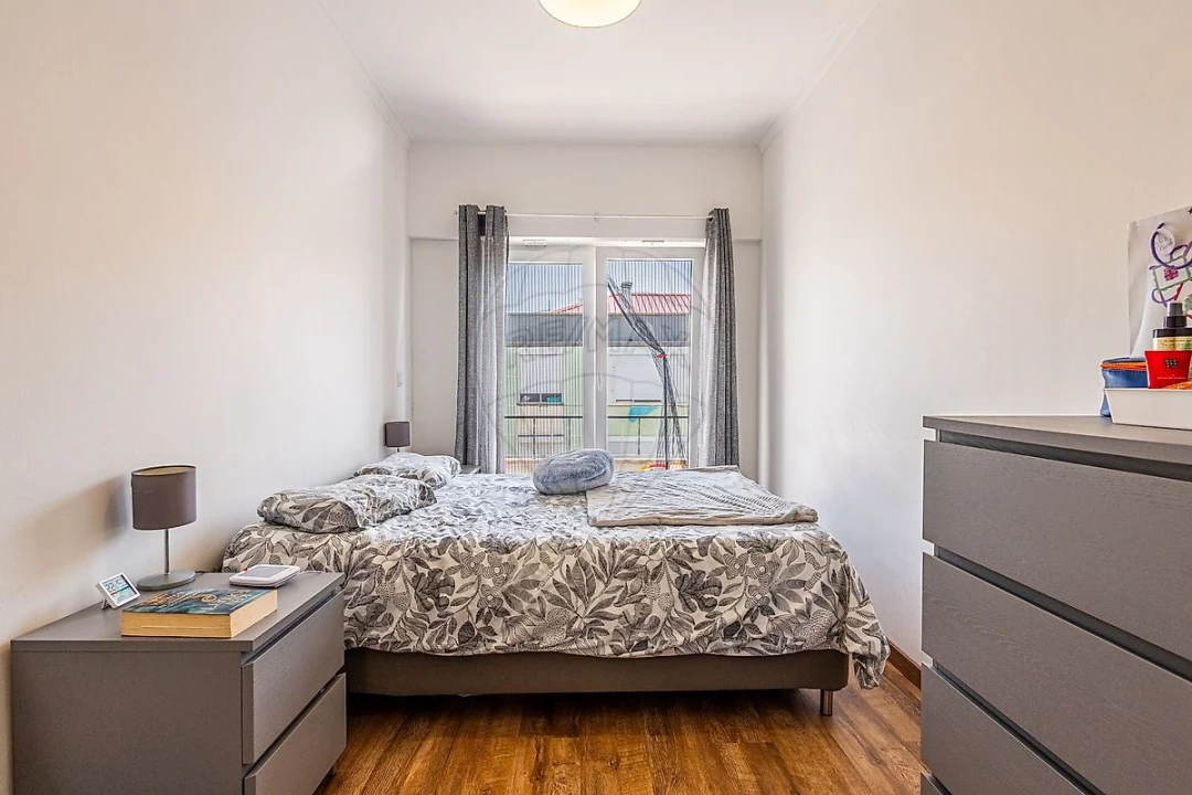 Apartamento T2 para Venda em Odivelas Foto 25