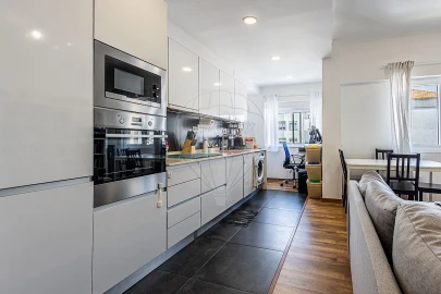 Apartamento T2 para Venda em Odivelas