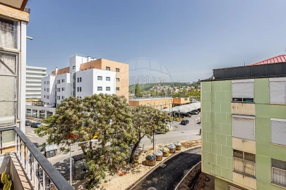 Apartamento T2 para Venda em Odivelas