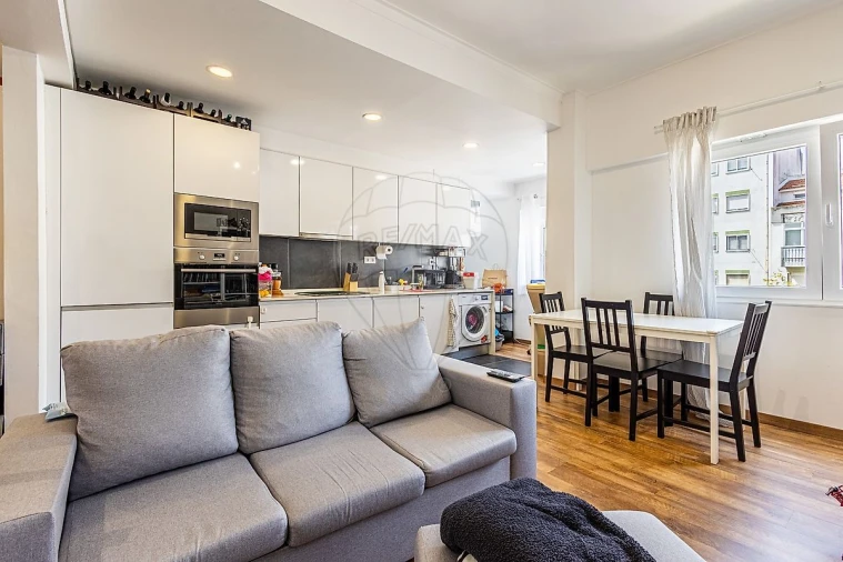 Apartamento T2 para Venda em Odivelas Foto 14