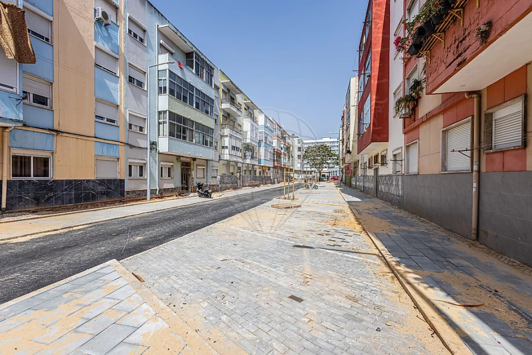 Apartamento T2 para Venda em Odivelas Foto 1