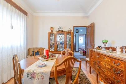 Moradia T3 para Venda em Sandim, Olival, Lever e Crestuma