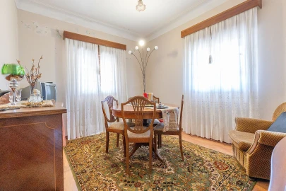 Moradia T3 para Venda em Sandim, Olival, Lever e Crestuma