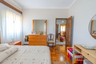 Moradia T3 para Venda em Sandim, Olival, Lever e Crestuma