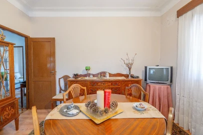 Moradia T3 para Venda em Sandim, Olival, Lever e Crestuma