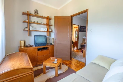 Moradia T3 para Venda em Sandim, Olival, Lever e Crestuma