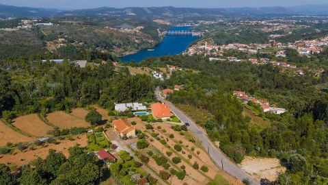 Moradia T3 para Venda em Sandim, Olival, Lever e Crestuma