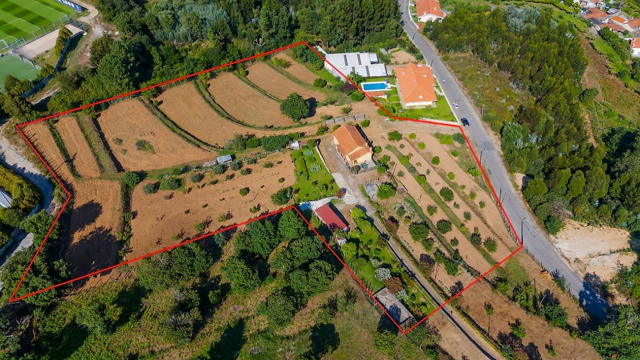 Moradia T3 para Venda em Sandim, Olival, Lever e Crestuma Foto 1