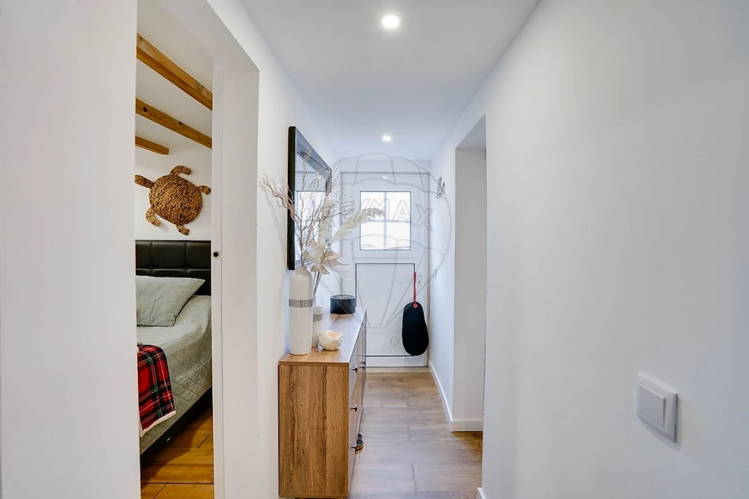 Moradia T2 para Venda em Alcoentre Foto 11