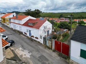 Moradia T2 para Venda em Alcoentre