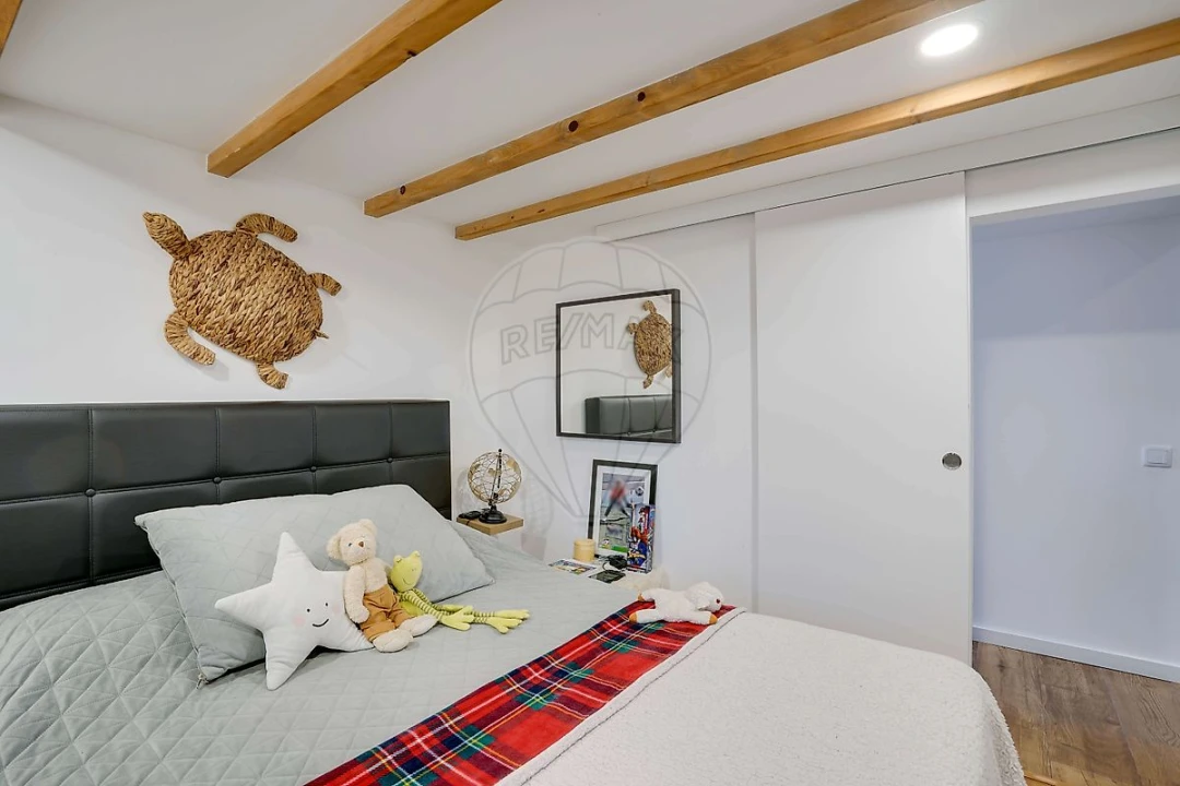 Moradia T2 para Venda em Alcoentre Foto 9