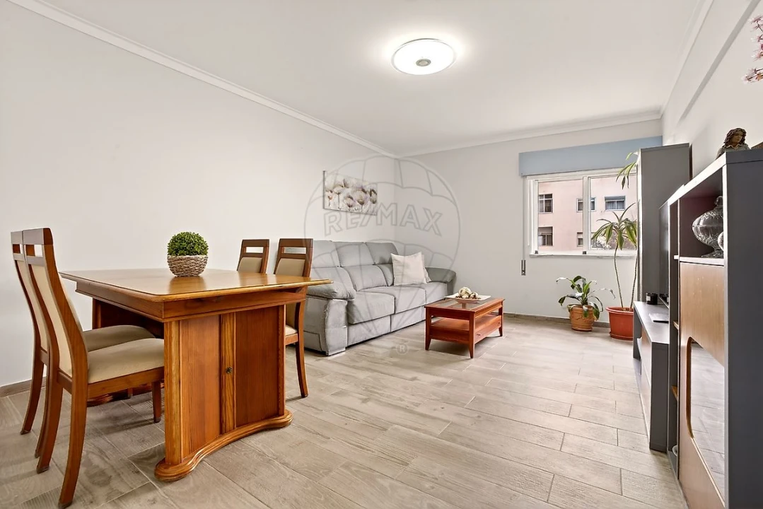 Apartamento T2 para Venda em Alverca do Ribatejo e Sobralinho Foto 12