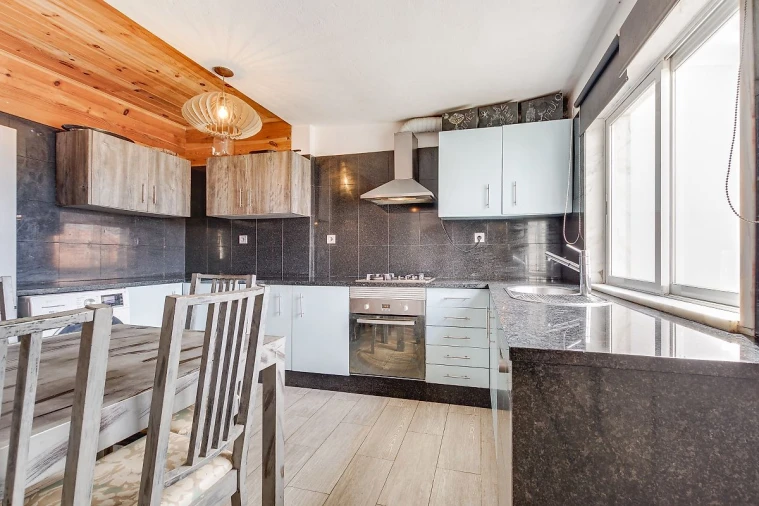 Moradia T4 para Venda em Malveira e São Miguel de Alcainça Foto 4