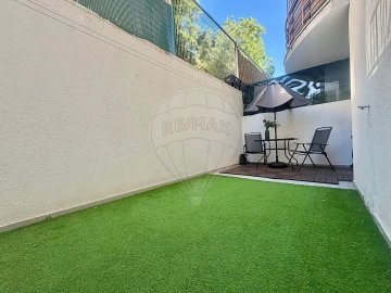 Apartamento T2 para Venda em Encosta do Sol