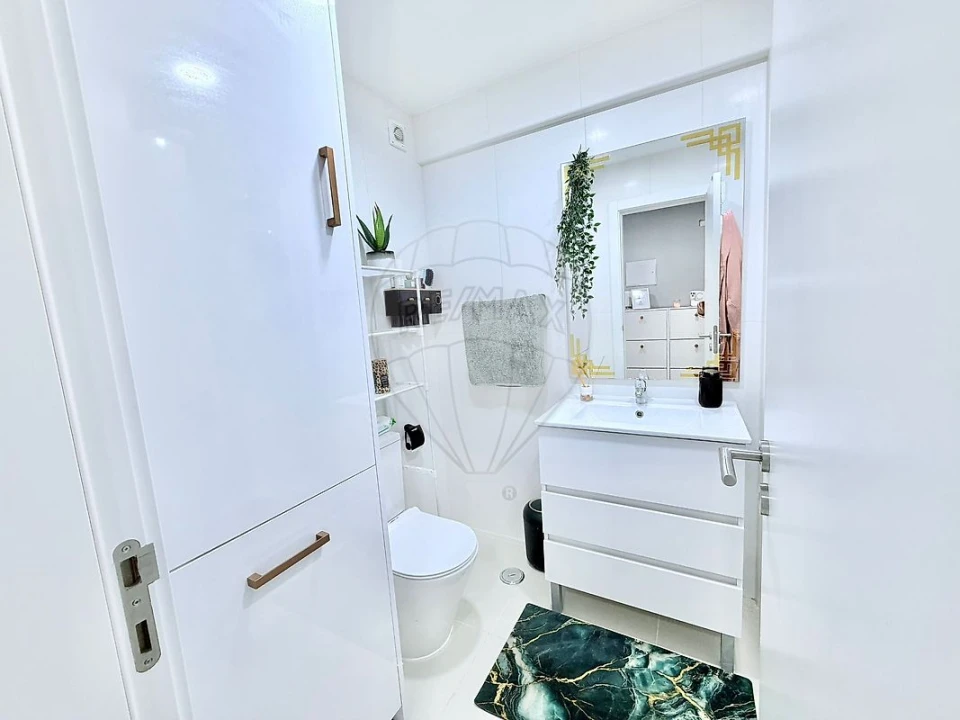 Apartamento T2 para Venda em Encosta do Sol Foto 13