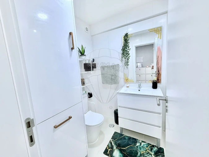 Apartamento T2 para Venda em Encosta do Sol Foto 13