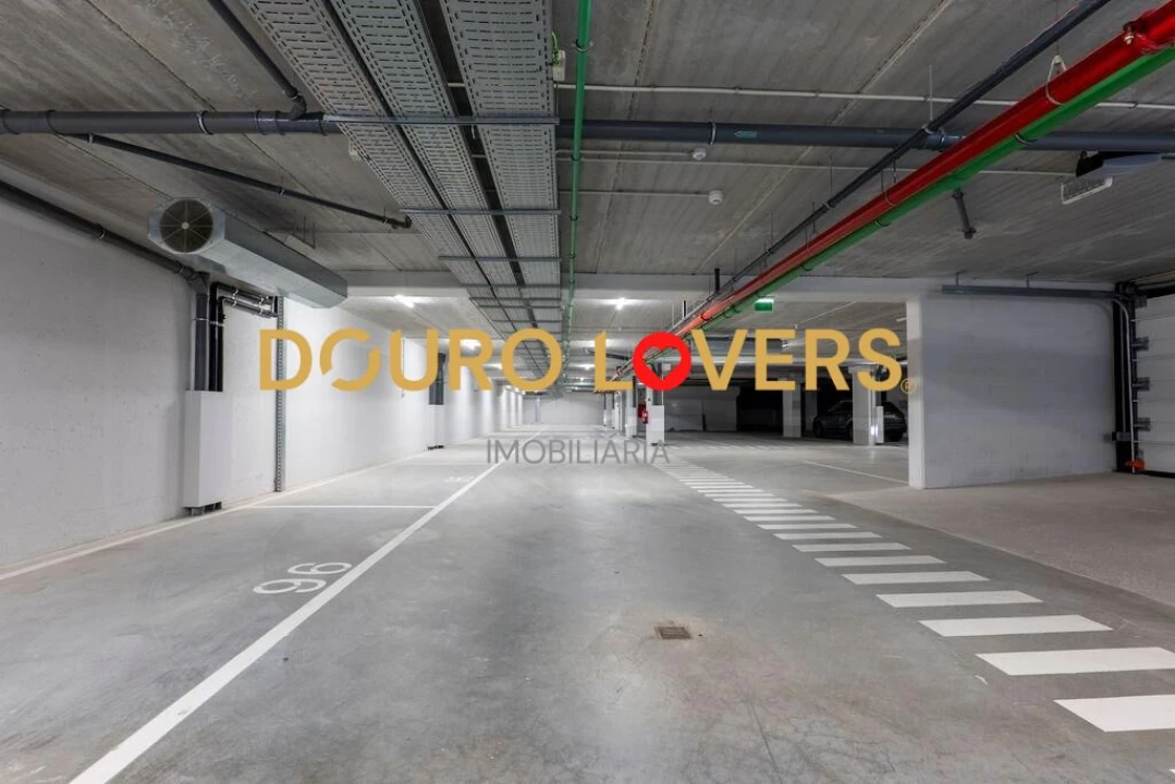 Apartamento T4 para Venda em Santa Marinha e São Pedro da Afurada Foto 19