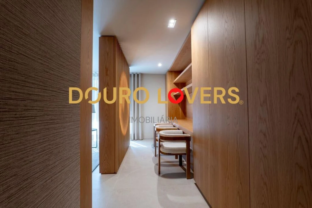 Apartamento T4 para Venda em Santa Marinha e São Pedro da Afurada Foto 29