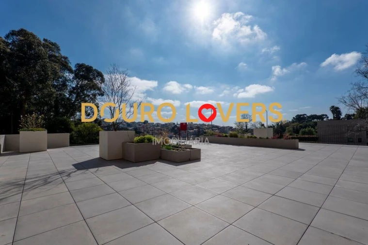 Apartamento T4 para Venda em Santa Marinha e São Pedro da Afurada Foto 23