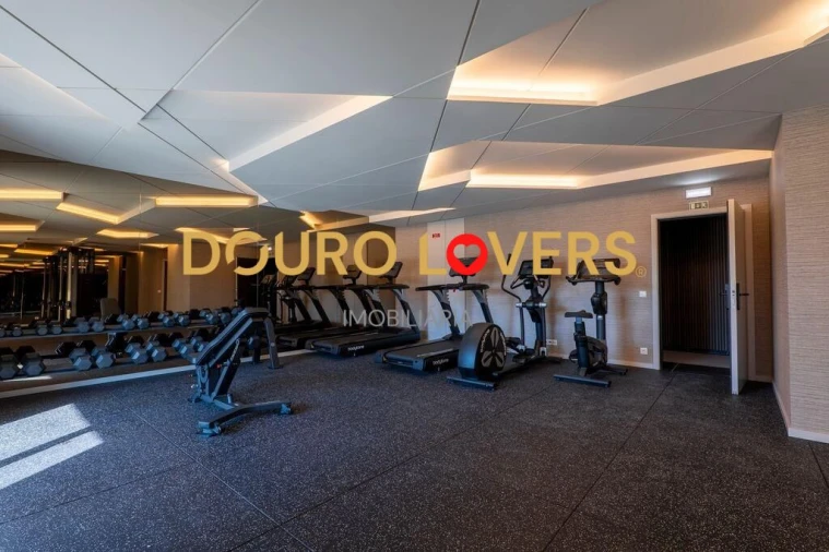 Apartamento T4 para Venda em Santa Marinha e São Pedro da Afurada Foto 25