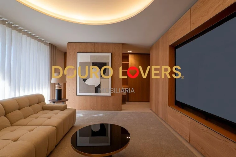 Apartamento T4 para Venda em Santa Marinha e São Pedro da Afurada Foto 33