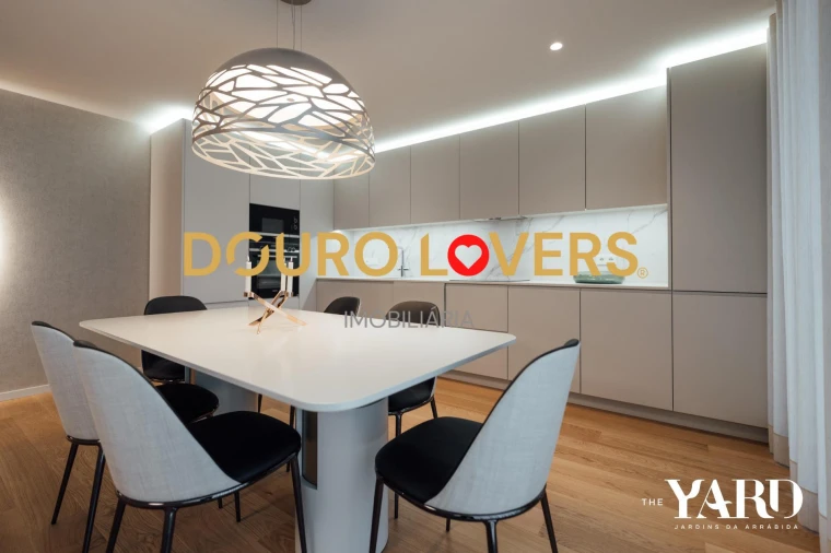 Apartamento T4 para Venda em Santa Marinha e São Pedro da Afurada Foto 6