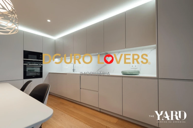Apartamento T4 para Venda em Santa Marinha e São Pedro da Afurada Foto 7