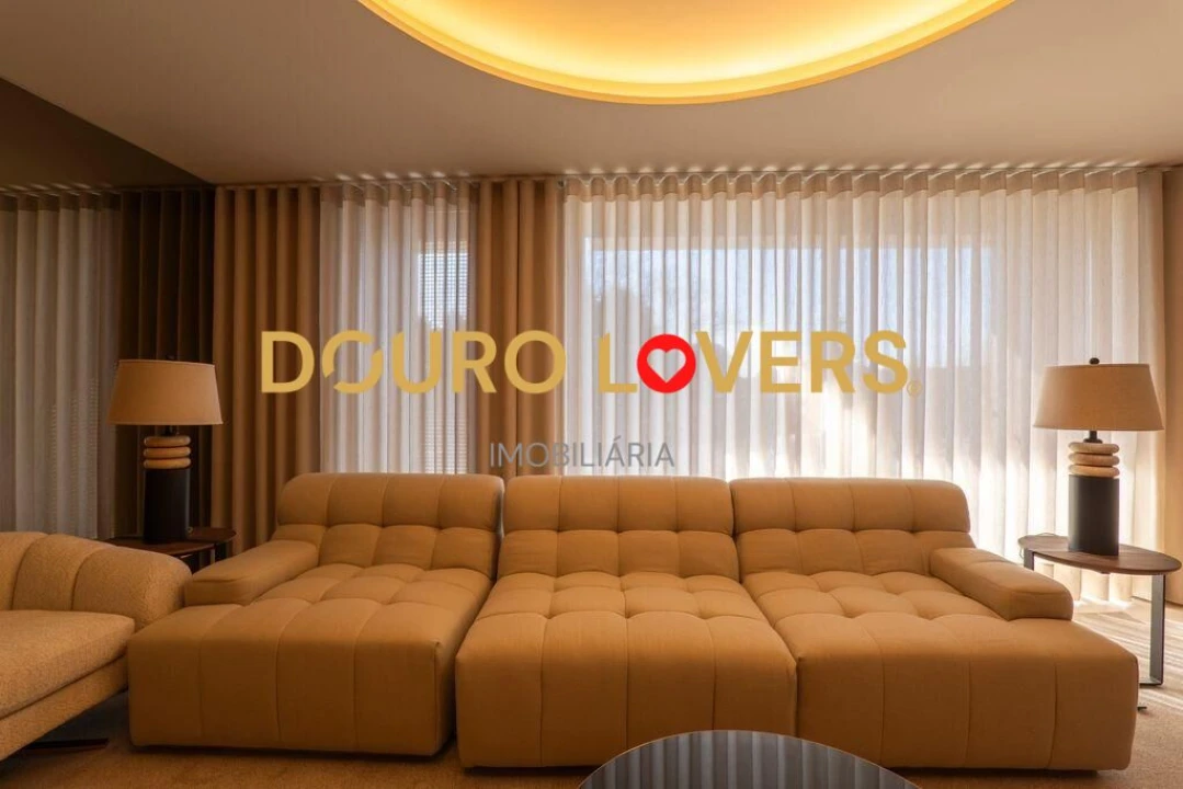 Apartamento T4 para Venda em Santa Marinha e São Pedro da Afurada Foto 32