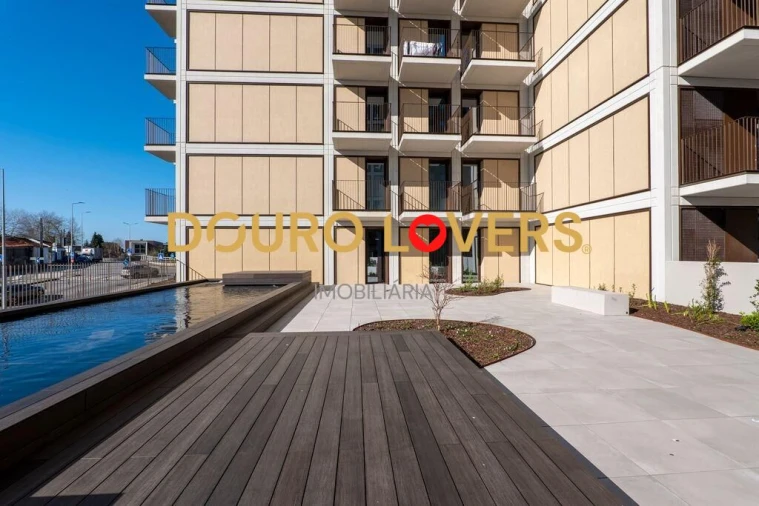 Apartamento T4 para Venda em Santa Marinha e São Pedro da Afurada Foto 36