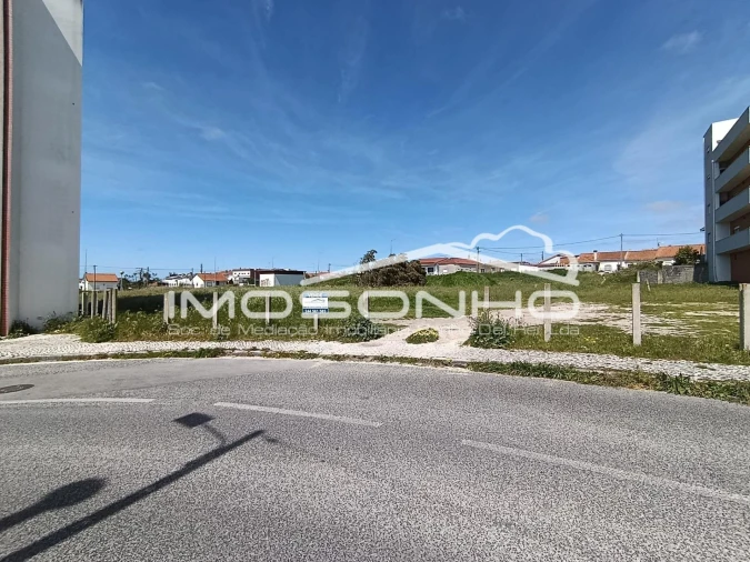 Terreno para Venda em Marinha Grande Foto 2