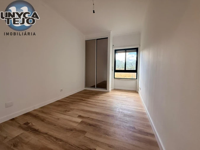 Apartamento T3 para Venda em Laranjeiro e Feijó Foto 10